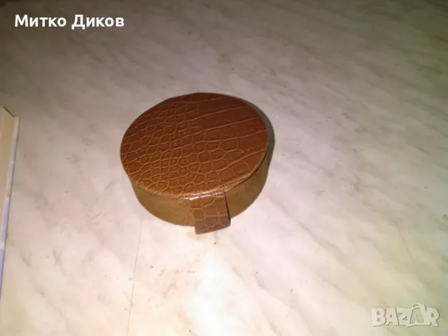 Balmain кутия за запалка естествена кожа нова фи 105мм и Н-35ммм