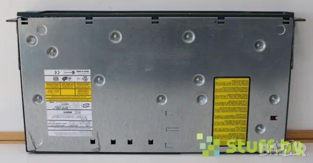 Суич Cisco Catalyst 2950T, снимка 3 - Суичове - 50065547