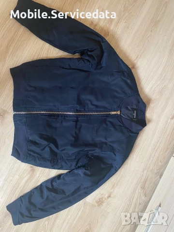 Оригинален Dsquared2 бомбер в размер М в перфектно състояние