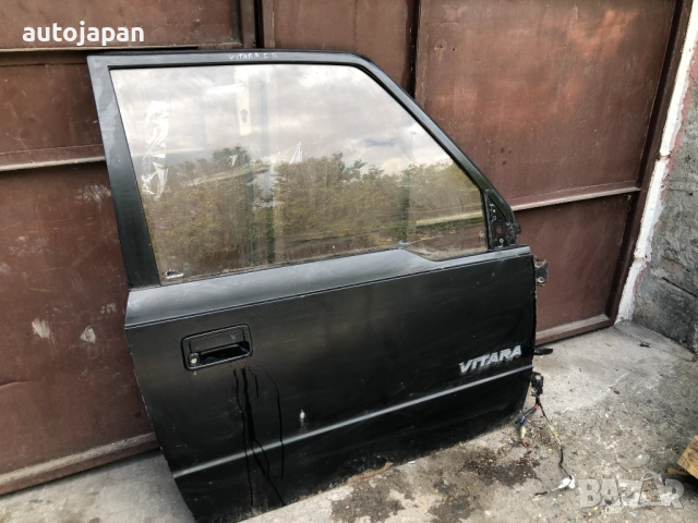 Предна дясна врата Suzuki Vitara 1991г