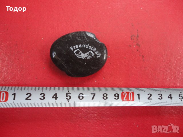 Минерал камък приятелство 