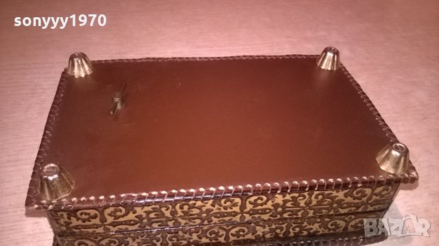 музикална кутия-19х13х7см-дърво и кожа-внос франция, снимка 18 - Колекции - 27161420