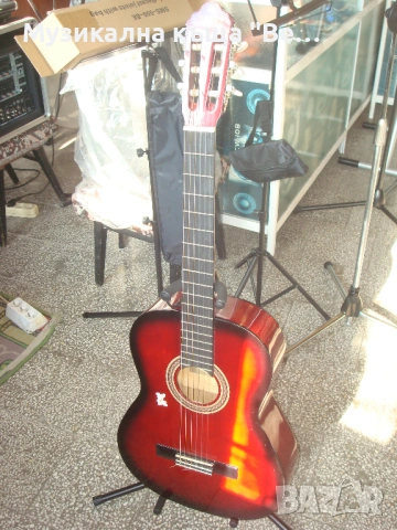 Класическа китара Valencia, Размер 4/4, снимка 9 - Китари - 53130694