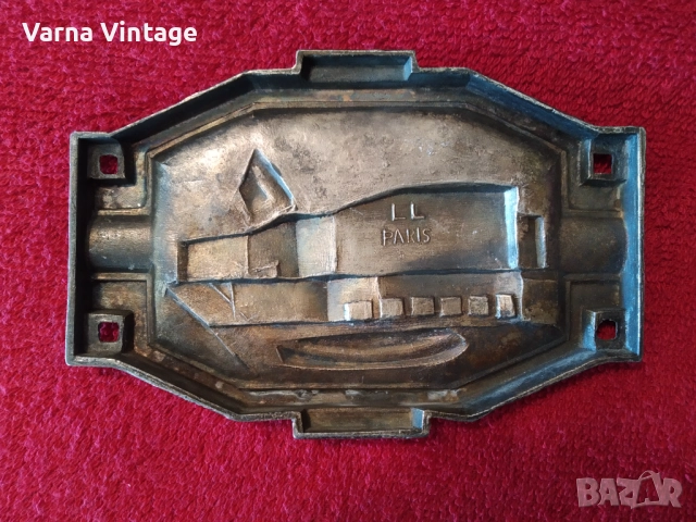 Стар пепелник Международна изложба Париж 1937 г. Белгийски павилион. Франция. марк., снимка 4 - Антикварни и старинни предмети - 51641625