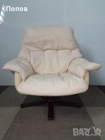 Комфортно кожено дизайнерско кресло ,Lotus", снимка 1 - Дивани и мека мебел - 39924267