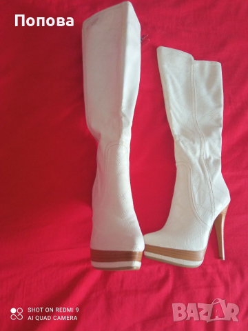 Ефектни бели ботуши 37 номер, снимка 2 - Дамски ботуши - 36393884