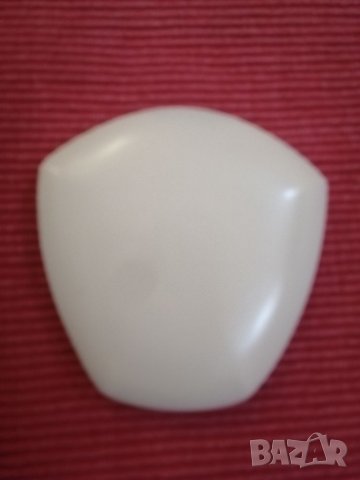 Стара пудриера от бял бакелит СССР. , снимка 2 - Колекции - 32371555