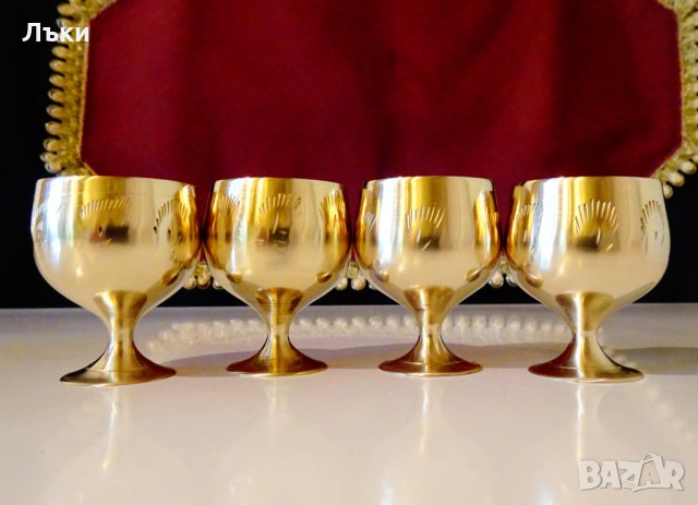 Английски бронзови чаши,шот,гравирани. , снимка 1 - Антикварни и старинни предмети - 33517031