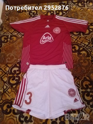 Футболен екип, снимка 1