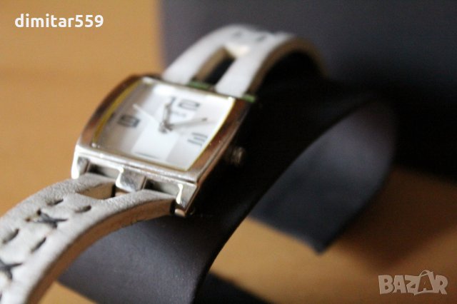 Часовник дамски оригинален Lorus Seiko, снимка 4 - Дамски - 27425572