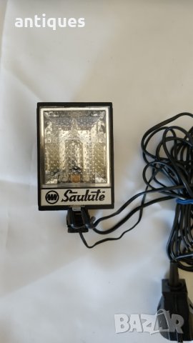 Стара руска светкавица за фотоапарат - Saulute - 220V, снимка 2 - Антикварни и старинни предмети - 33061335