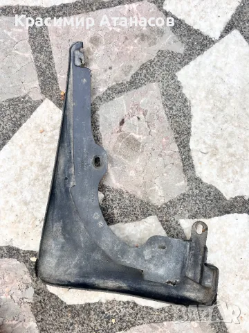 5P0075111. Калобран преден десен за Сеат Алтеа. 2005-2014г, снимка 2 - Аксесоари и консумативи - 50411633