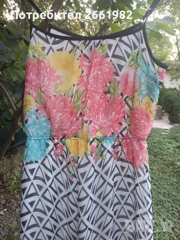 Прекрасна феерична дълга рокля на цветя , снимка 2 - Рокли - 51032495