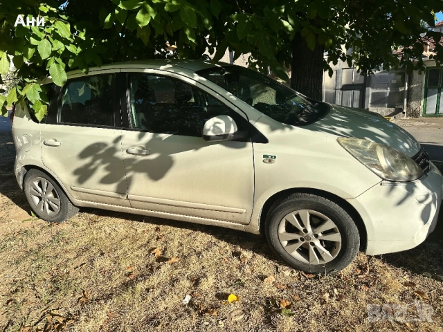 Нисан Note, снимка 3 - Автомобили и джипове - 51804497
