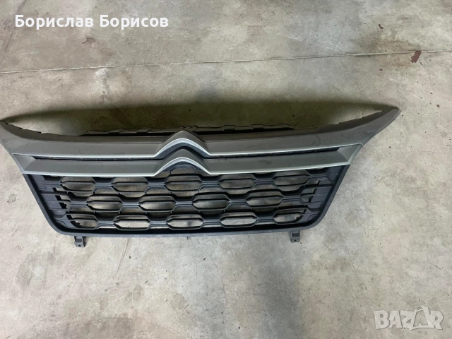 Оригинална предна решетка за Ситроен Джъмпер Citroen Jumper след 2017 г.