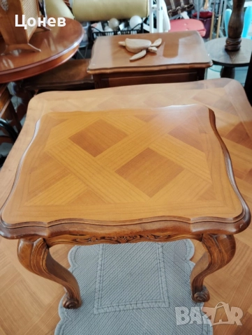 Помощна масичка Луи XV , снимка 2 - Маси - 52154376