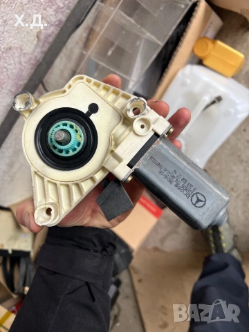 Моторче стъклоповдигач мерцедес А-класа w169 2004г, снимка 2 - Части - 53236890
