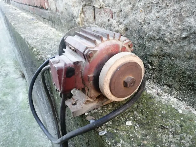 Шмиргел трифазен, снимка 3 - Други инструменти - 48017002