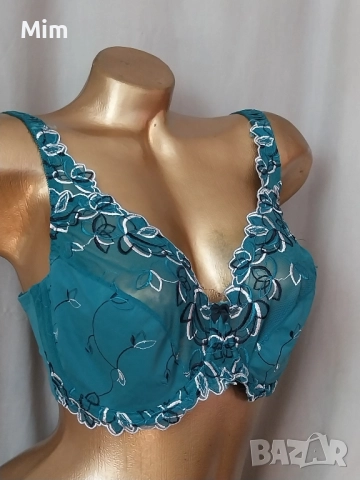 Hunkemoller 75 G Зелен сутиен с бродерия , снимка 6 - Бельо - 51622279