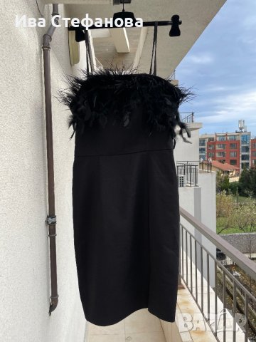 Разкошна нова черна парти коктейлна строго официална рокля Mohito пера пухчета , снимка 7 - Рокли - 42094065
