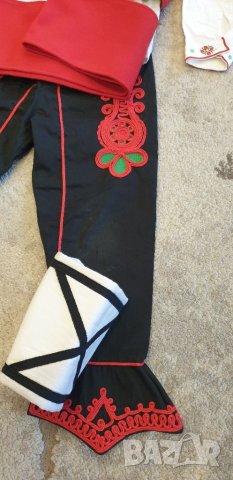 Народна носия с ямурлук р.110, снимка 3 - Други - 43622380