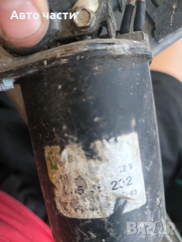 Renault Espace, II 1991.03 - 1996.12 моторче за предна чистачка - ПРЕДНО 53545202, снимка 2 - Части - 50819496