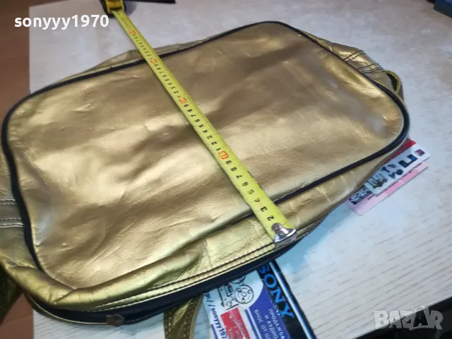 adidas-чанта цвят злато от германия 1212241803, снимка 9 - Чанти - 48324250