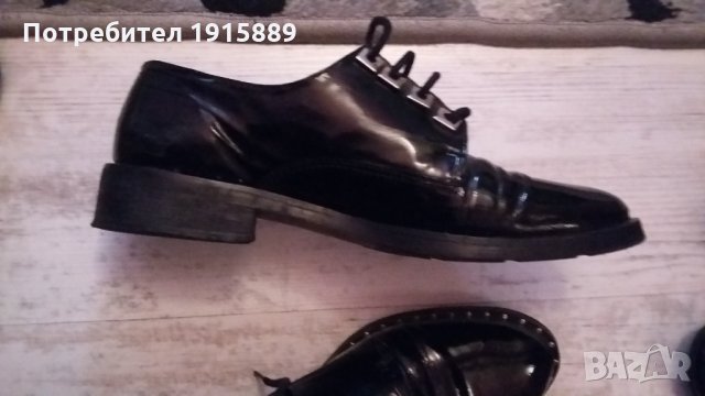 Дамски обувки , снимка 1 - Дамски ежедневни обувки - 32634920
