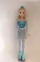 Disney Frozen Ice Skating Кукла Elsa Barbie, снимка 1