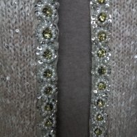 УНИКАЛНО КРАСИВА жилетка с камъчета и перлички, снимка 3 - Жилетки - 35484072