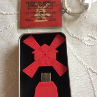 Колекционерски ключодържател и флаш памет 4GB Moulin Rouge / Мулен Руж, официален лицензиран продукт, снимка 4 - Колекции - 35533245