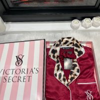 Сатенена пижама Victoria’s Secret, снимка 4 - Пижами - 43701061