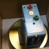 пресостат Telemecanique XML B001R2S11 electromechanical pressure sensor, pressure switch, снимка 7 - Резервни части за машини - 35228498
