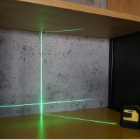 Лазерен нивелир със зелен лъч и кръстосани линии 1H1V-G, снимка 2 - Други инструменти - 33399362