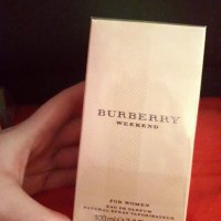 Burberry Weekend 2019 EDP 100ml, снимка 1 - Дамски парфюми - 43350387