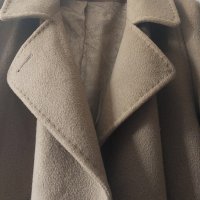 Кашмир. Pure Cashmere Italy Size L Великолепно палто, снимка 1 - Палта, манта - 44011413