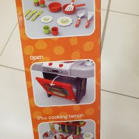 Детска кухня , снимка 2 - Играчки за стая - 38926831