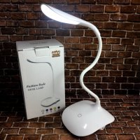 LED лампа за бюро DESK LAMP Fashion Style NJ 07013, C гъвкаво поддържащо рамо, Има три интензитета, снимка 1 - Настолни лампи - 35007466