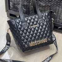 Черна чанта Moschino  код SG144, снимка 2 - Чанти - 36454587