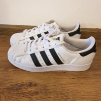 Adidas SUPERSTAR - страхотни дамски кецове НОВИ БЕЗ КУТИЯ 39 1/3, снимка 9 - Маратонки - 43899155