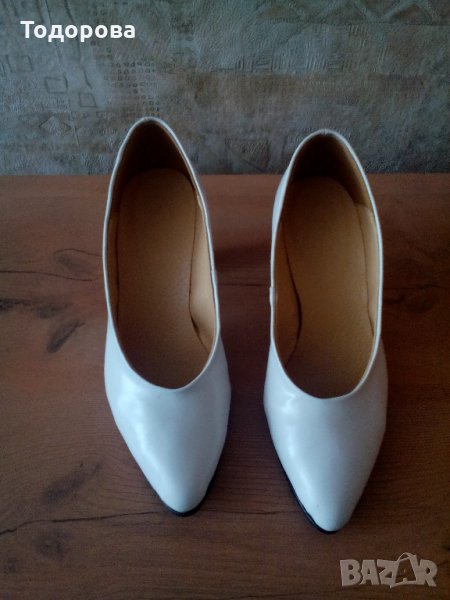 Бели  дамски обувки   № 37, снимка 1