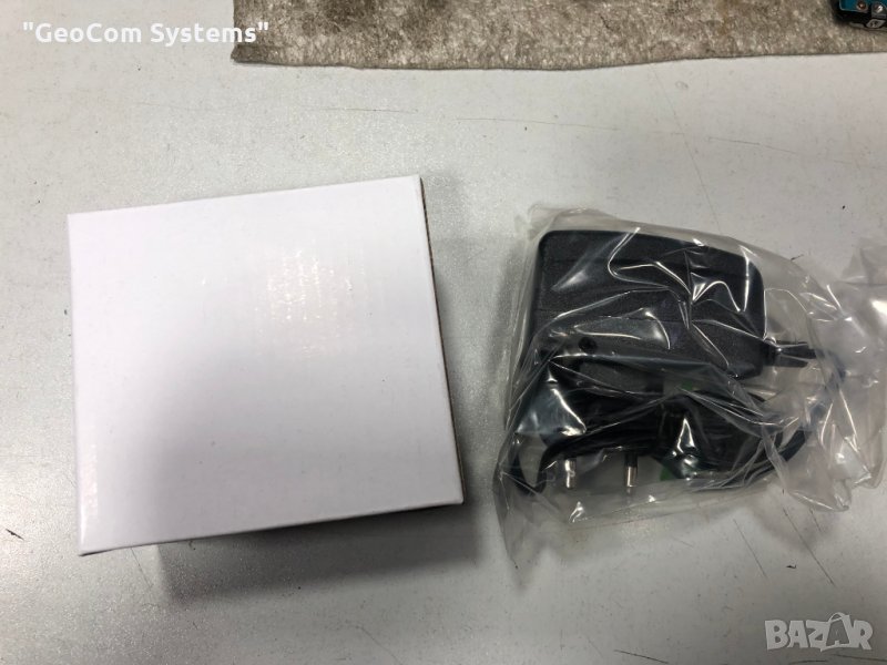 Чисто нови адаптери DSA-12PFT (12V,1A,12W,Черни), снимка 1
