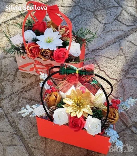 Коледни чанти със сапунени рози и коледна звезда в средата за разкош , снимка 1