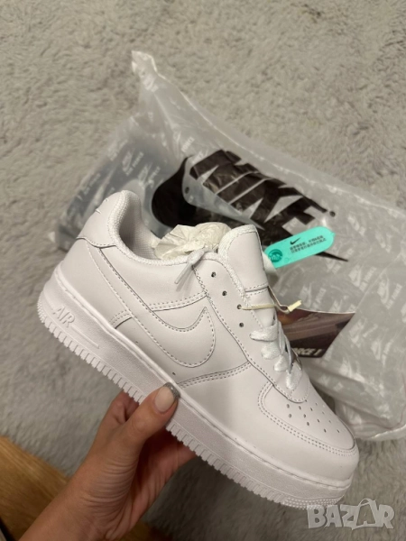 дамски маратонки NIKE, снимка 1