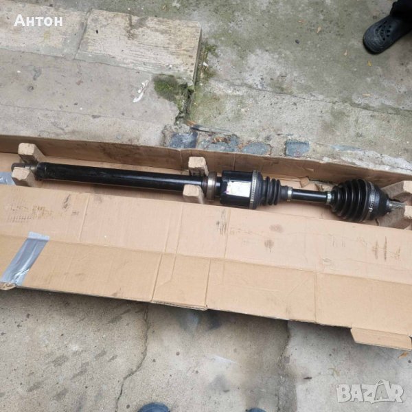 Полуоска за volvo v50 d3, снимка 1