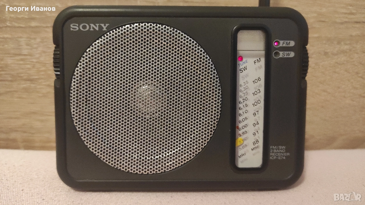Ретро колекционерско радио SONY ICF-S74, снимка 1