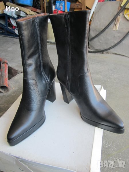 Дамски боти на ток номер 36 марка Laura Baroni, снимка 1