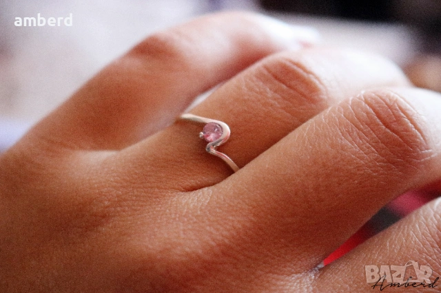 Елегантен и нежен сребърен пръстен модел R059, снимка 2 - Пръстени - 53557088