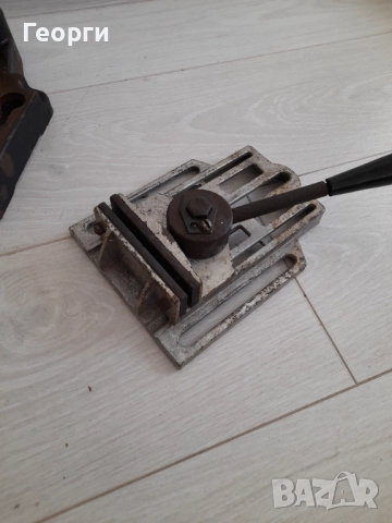 Елпром Ловеч стойка за бормашина с менгеме, снимка 3 - Бормашини - 52110048