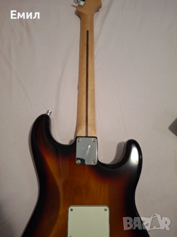 Електрическа / рок китара Fender за лява ръка, снимка 14 - Китари - 53180866